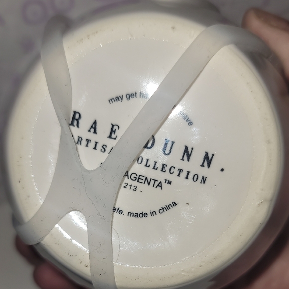 Rae Dunn White Candy Cane measuring Cups - Picture 4 of 4